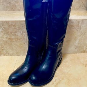 St John’s Bay Memory Foam Black Boots size 7